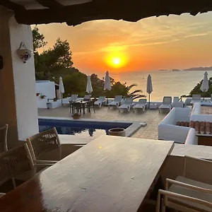 Cala Moli Гостевой дом