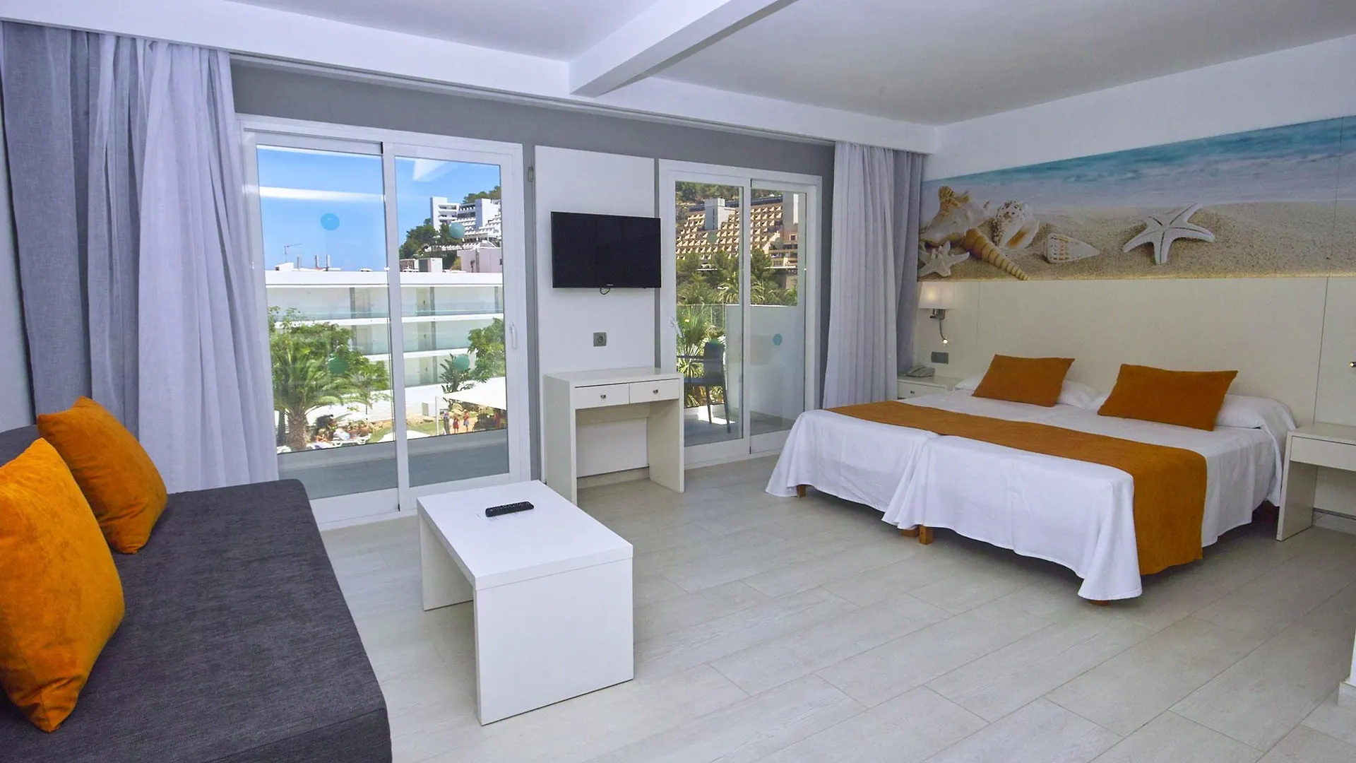 ****  Balansat Resort Port de Sant Miguel Испания